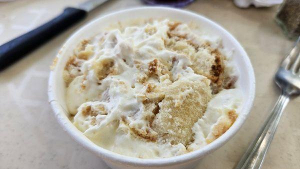 The homemade bread pudding was excellent!