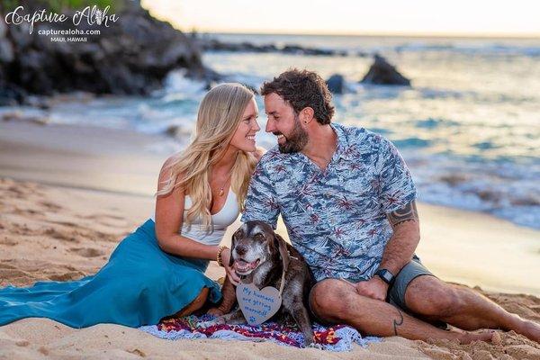 Engagement session at Kapalua bay at sunset