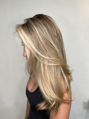 High impact blonding/highlight.