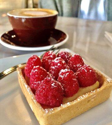 Raspberry tart