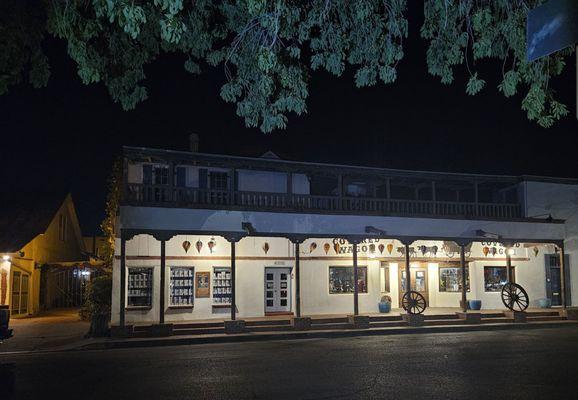 The Covered Wagon. A beautiful building with a tragic ending for Scarlett.