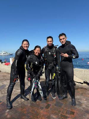 Advance Open Water Scuba divers at Casino Point