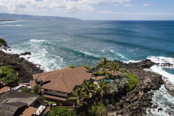 DRONE SHOT OF WAIMEA POINT LISTING