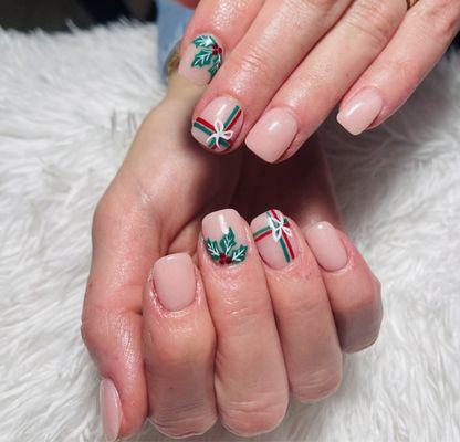 Vivid Nails And Spa