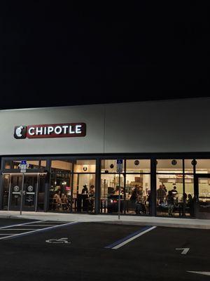 The new burrito joint in the neighborhood is open and running! Chipotle is my life... :-)