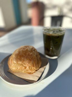 Dirty Matcha with Mushroom (extra) and a Chocolate Croissant