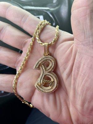 "B" pendant