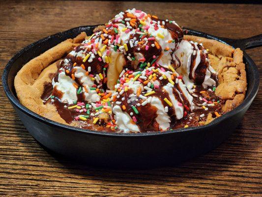 Cookie Skillet with ice cream