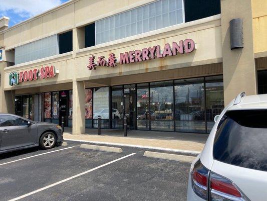 Merryland Bakery storefront