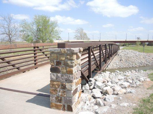 Pedestrian bridge on the path along the Oklahoma River