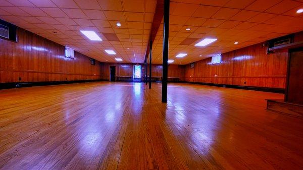 Our Hawthorne location is specious, has a great floor and enough space for social distancing.