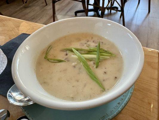 Sweet corn & crab chowder