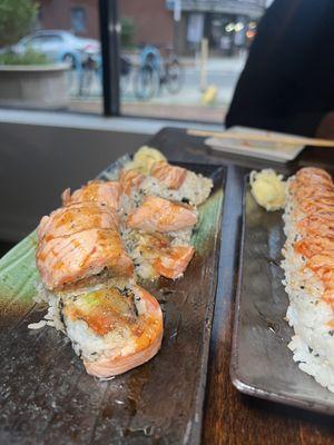 Salmon Aburi