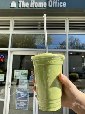 Veggie Monster : Avocado, Milk, Protein, Hemp Seeds, Peanut Butter, Spinach .