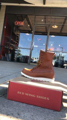 Red Wing 10877