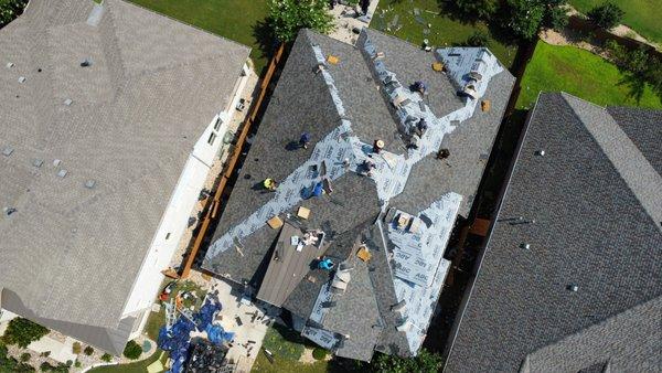 Roof replaced in Lakeway on June 3, 2023, with CertainTeed Landmark AR in Weathered Wood. Impact shingles resist hail! Call 512-822-8387!