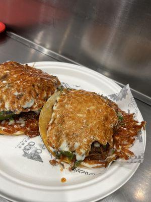 Queda tacos de birria con chile Anaheim  Súper deliciosos