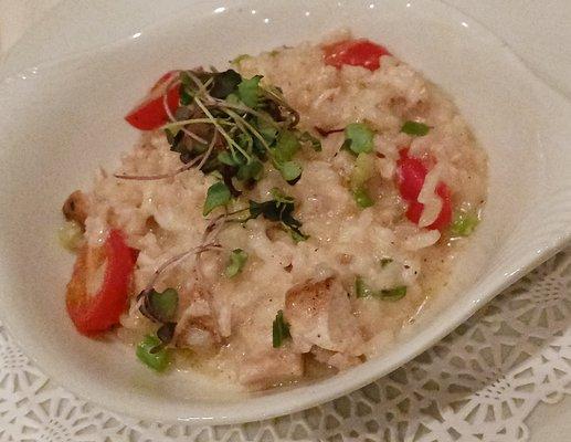 Risotto with chicken and tomatoes