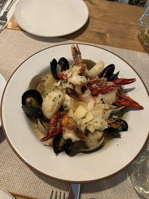 SPANISH SEAFOOD PAELLA