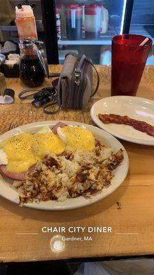 Eggs Benedict with Hash Browns