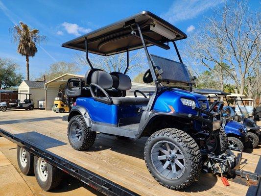 2018 Club Car Onward Gas with Wetsounds!