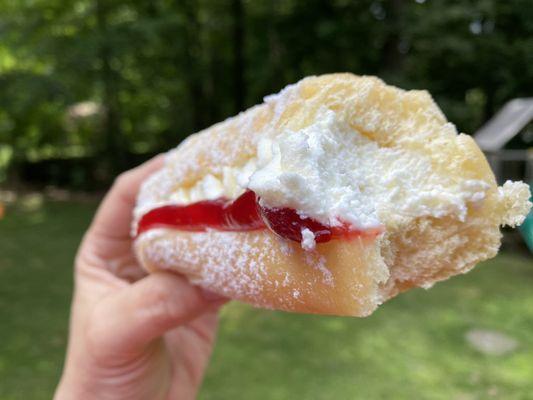 Raspberries/real cream long donut