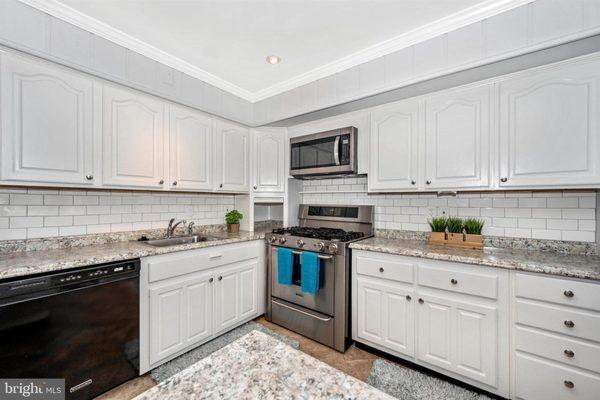 KITCHEN AFTER RENOVATION.