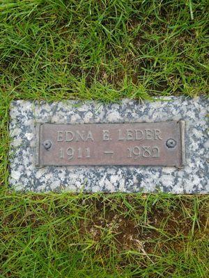 Aunt Edna, Uncle Fred's wife