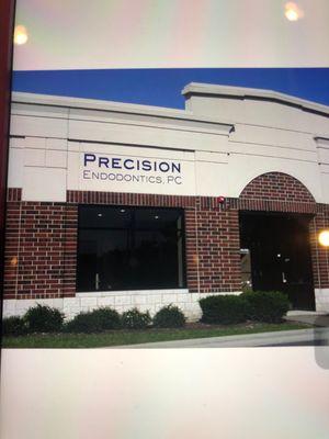 Entrance to Precision Endodontics.