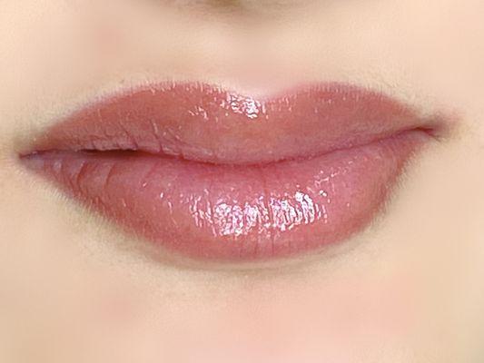 Lip blush