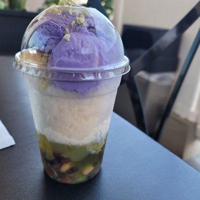 Halo-Halo