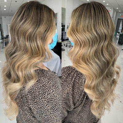 #balayagehighlights #blondebalayage