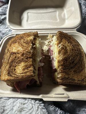 Rueben sandwich