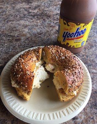 Egg Everything Bagel with Vegetable Cream Cheese