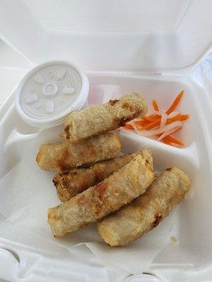 Crispy egg rolls with pork