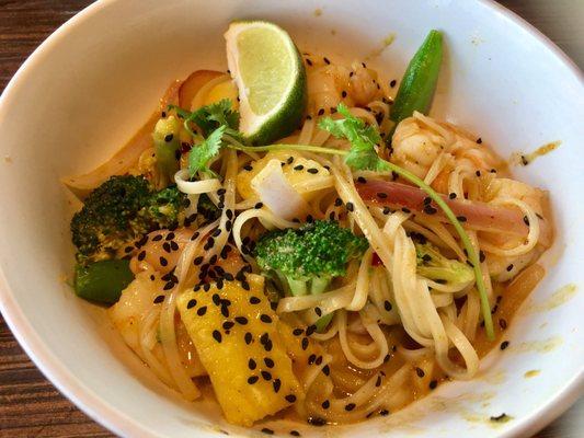 Green curry noodles with shrimp.