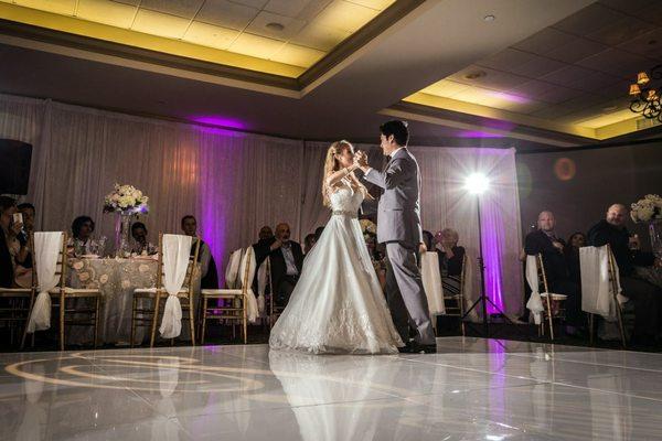 Mike & Elice first dance!