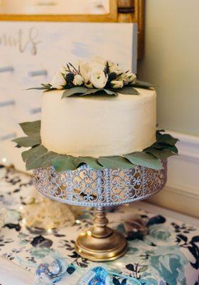 Small wedding cake