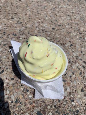 Birthday cake ice cream (small)