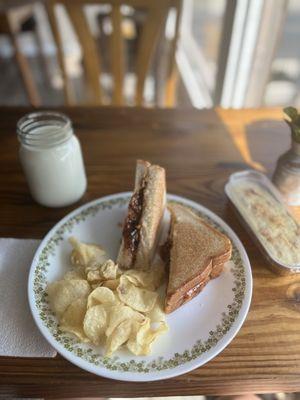 PB&J with Tay