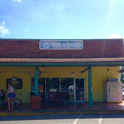 entrance to the right of Baileys Hardware, to its' right is the Sanibel movie theater.