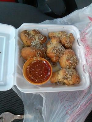 Garlic knots. Yum