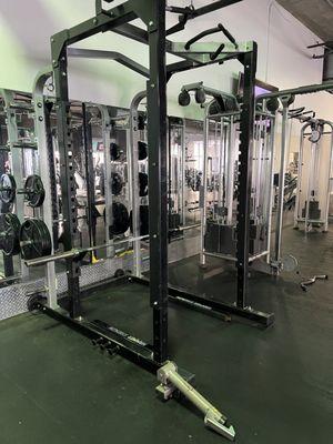 One squat rack