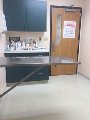 Exam room, very clean and roomy.