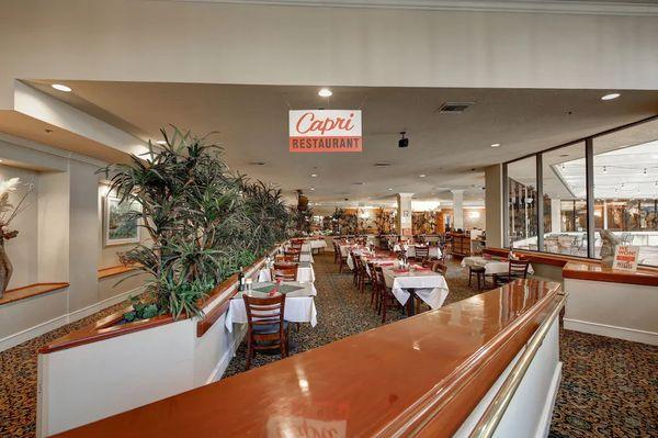 Capri Restaurant at Miracle Springs Resort & Spa