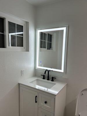 led vanity mirror