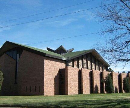 This is what Temple Emanuel looks like unlike what you see on Yelp.