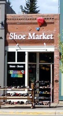 Steamboat Shoe Market