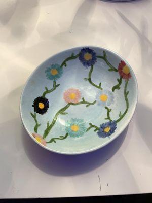 I painted a ring dish there.