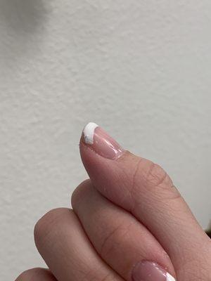 chipped nail after 5 hrs